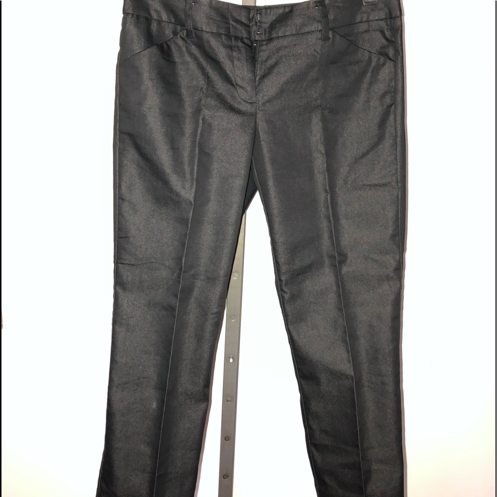 🔴SOLD🔴 New York Company Stretch Black Capris